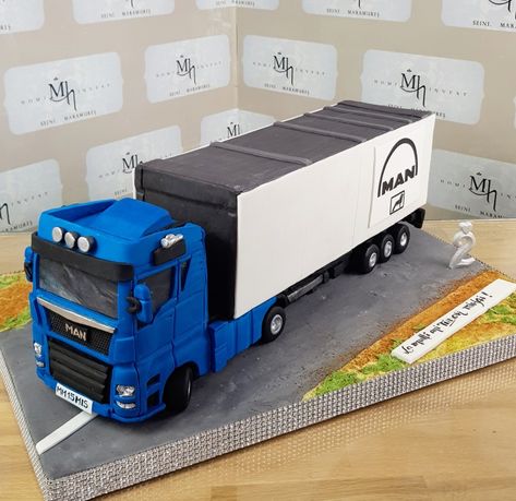 Lorry Birthday Cake, Semi Truck Birthday Cake Ideas, Scania Cake, Lorry Cake, Carving Cake Recipe, Vom Avea Un Copil, Cake Transport, Roblox Birthday Cake, Pokemon Birthday Cake