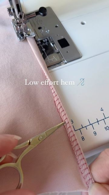 Teagan Jacobs on Instagram: "Is it low effort sewing if it still looks this good? Instead of spending time pinning and measuring before hemming a garment I sometimes just overlock the fabric and fold twice before sewing. (You can also do a single straight stitch if you’re worried about bulk). The edge of the overlocked fabric mixed with some slight tension whilst folding allows you to hem evenly and straight without measuring. Perfect for medium to heavy weight fabrics and fabrics with no stretc Sewing Easy Diy, Sewing Projects Clothes, Upcycle Sewing, Sewing Crafts Tutorials, Sewing Tutorials Clothes, Fashion Sewing Tutorials, Couture Sewing Techniques, Sewing Stitches, Straight Edges