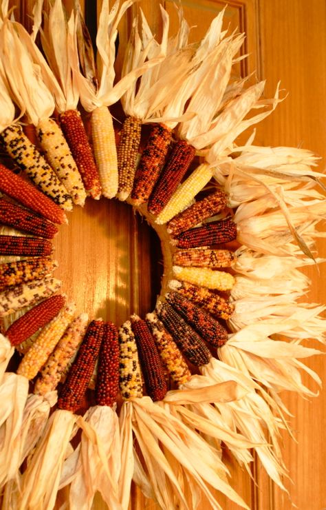 corn husk wreath Cornhusk Wreath, Indian Corn Wreath, Thanksgiving Decorations Diy Table, Thanksgiving Decorations Outdoor, Corn Wreath, Corn Husk Wreath, Fun Fall Decor, Indian Corn, Thanksgiving Decorations Diy