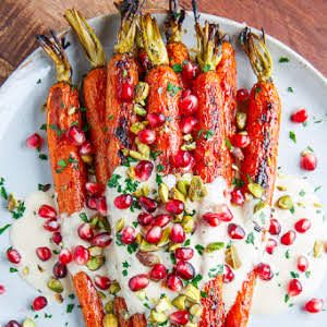 'Just saved Maple Roasted Carrots in Tahini Sauce with Pomegranate and Pistachios in my Recipe Box! #justapinchrecipes Maple Roasted Carrots, Christmas Side Dish Recipes, Pistachio Recipes, Christmas Side, Christmas Side Dishes, Meat Dinners, Dinner Side Dishes, Tahini Sauce, Dinner Sides