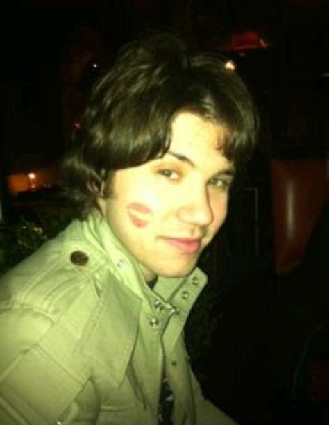 Ryan Ross, Red Lipstick, Wearing Red, Green, Red