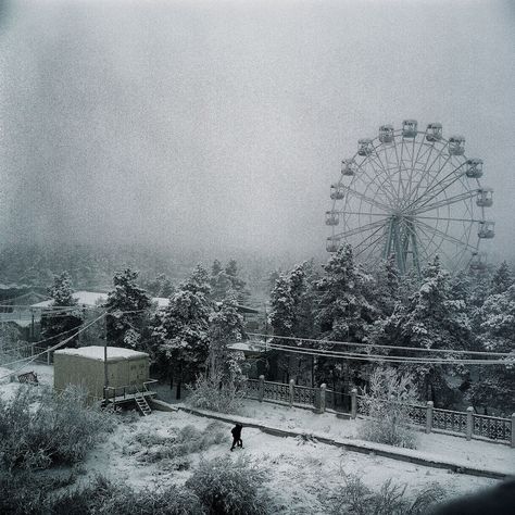 Outdoor Market, Photo Essay, Pretty Pictures, National Geographic, On Earth, Ferris Wheel, Places To See, Beautiful Places, Russia