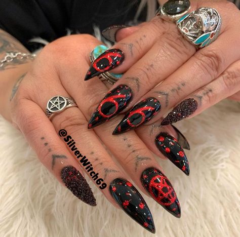 Satanic Nails Acrylic, Goth Witch Nails, Demon Nails Aesthetic, Satanic Nails Designs, Witch Nails Coffin, Devil Nails Halloween, 666 Nails, Demonic Nails, Witchy Nails Coffin