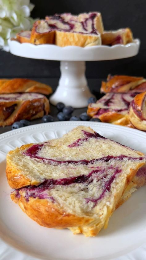 Click here for the Recipe 🤍 Blueberry Brioche The subtle sweetness of the dough perfectly complements the fruity filling, giving each… | Instagram Blueberry Brioche, Blueberry Filling, Brioche Recipe, Brioche Bread, Kosher Recipes, Delicious Cake Recipes, Blueberry Cake, Bread Recipes Homemade, Pinch Of Salt