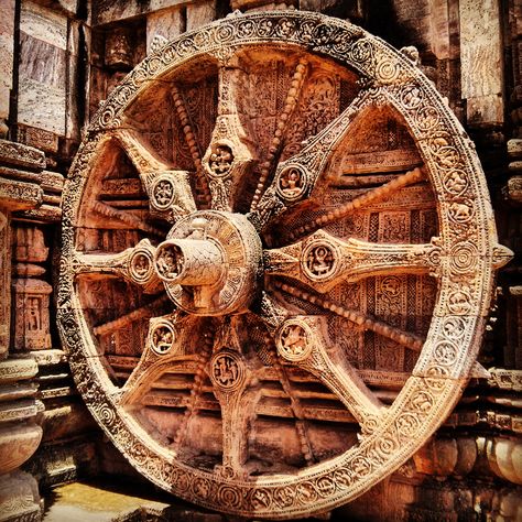 Chariot Wheel, Boat Design, Insta Posts, Ancient Rome, Rome, Flight, Nautical, Wheel, Quick Saves