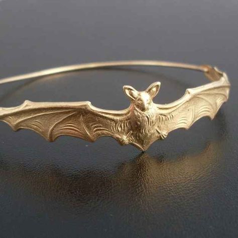 Bat Bangle Bracelet | 15 Handmade Halloween Items You Can Enjoy All Year Bat Jewelry, Horn Pendant Necklace, Animal Bracelet, Jewelry Halloween, Halloween Bracelet, Moon Pendant Necklace, Gold Bangle Bracelet, Halloween Jewelry, Crystal Necklace Pendant