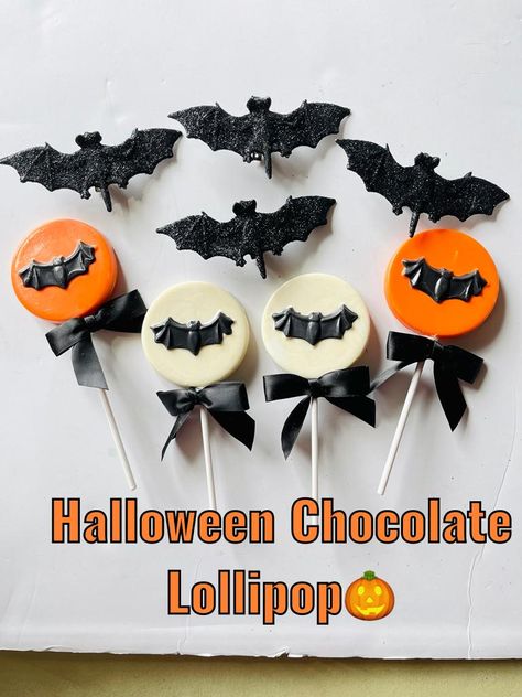 Halloween chocolate lollipops Halloween Lollipops, Baby Lollipops, Lollipop Birthday, Halloween Lollipop, Chocolate Lollipop, Cool Wraps, Chocolate Babies, Chocolate Roses, Birthday Chocolates