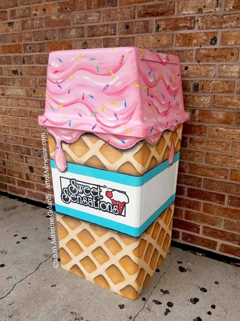 Painted Trash Cans, Giant Ice Cream, Cream Furniture, Ice Cream Business, Ice Cream Stand, Bakery Decor, Ice Cream Design, Parade Float, Bakery Design