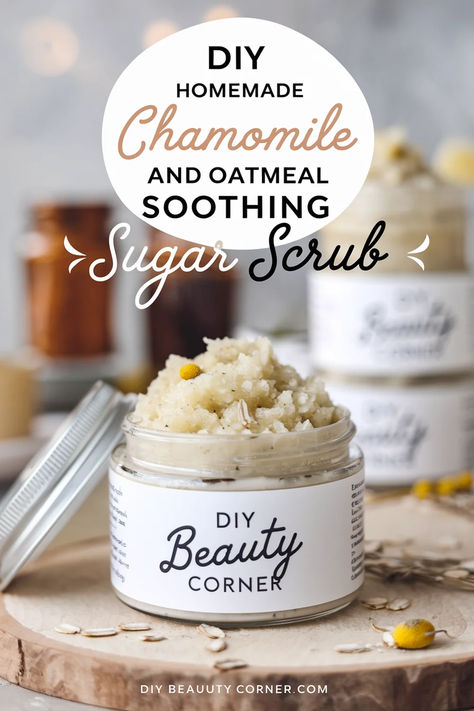 Sugar Cookie Scrub Diy, Oatmeal Sugar Scrub, Easy Homemade Sugar Scrub, Diy Face Scrub For Sensitive Skin, Home Made Sugar Scrub Recipe, Diy Christmas Sugar Scrub, Homemade Exfoliating Scrub Face, Diy Facial Exfoliating Scrub, Homemade Scrubs Body Easy Diy