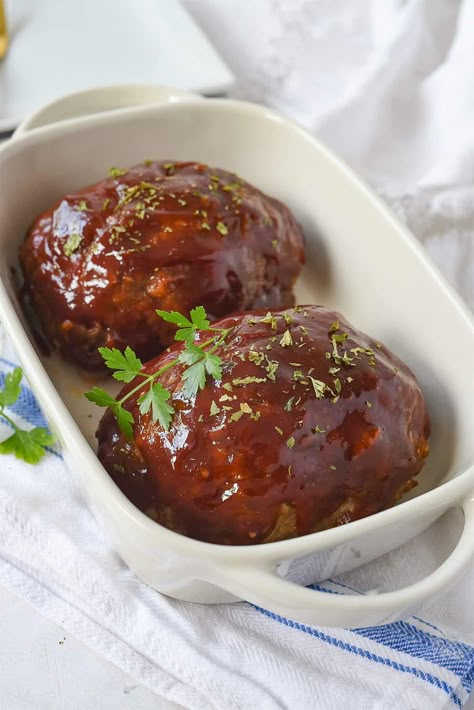 Meatloaf For Two People, One Person Meatloaf, Meatloaf For Two Recipes, Meatloaf For One Person, Small Meatloaf For Two, Small Batch Meatloaf, Meatloaf Individual, Small Batch Recipes Dinner, Meatloaf For 2