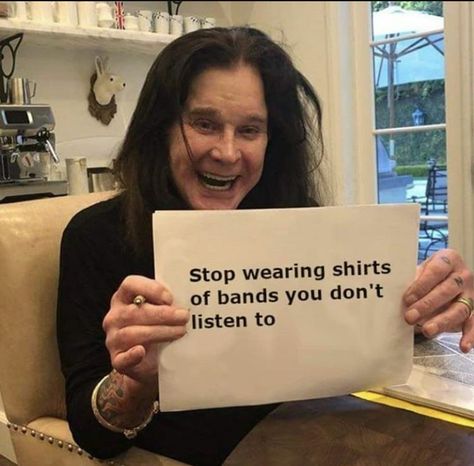 Slash 80s, Metal Meme, Teen Idle, Music Jokes, Band Humor, Band Memes, 80s Music, Ozzy Osbourne, Famous Men