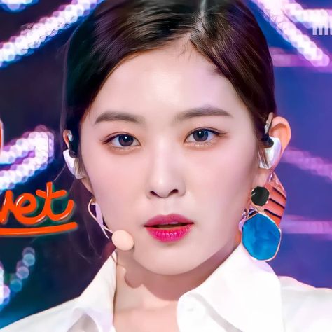 Boy Post, Bae Joohyun, Red Velvet, Close Up, Hoop Earrings, Velvet, Fashion Outfits, Red, Quick Saves