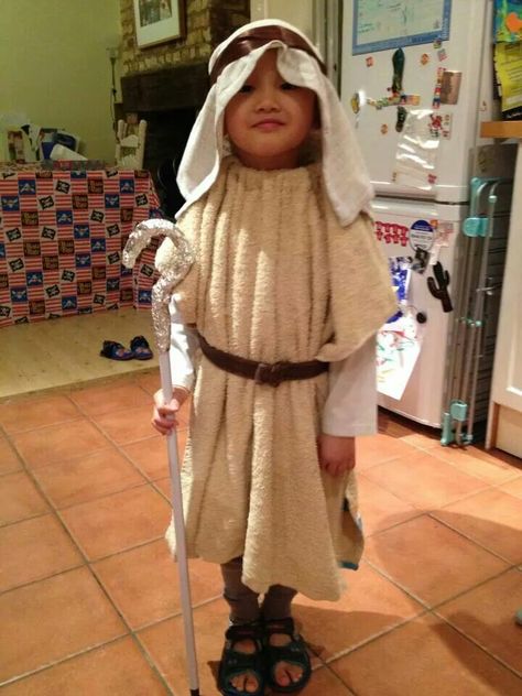 Shepherd Costume For Kids, Towel Belt, Shepherd Outfit, Shepherd Costume, Saint Costume, Biblical Costumes, Nativity Play, Nativity Costumes, Bible Crafts Sunday School