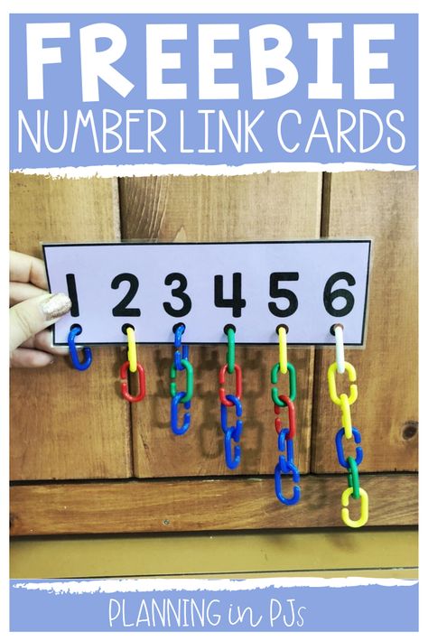 Free Number Cards 1-6 to practice counting and work on fine motor skills with chain links.  #finemotorpractice #finemotorskills #morningtubs #mathcenters Guided Math Groups, Kindergarten Freebies, Prek Math, Math Centers Kindergarten, Free Kindergarten Worksheets, Numbers Kindergarten, Math Groups, Kindergarten Centers, Counting Activities