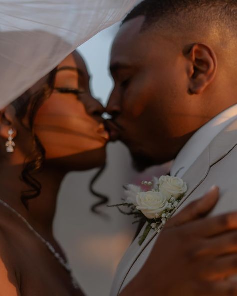 Sneak Peek Mr. and Mrs. Battles beautiful wedding day! So much more to share from this stunning day! And omg Golden hour paired with their gorgeous skin was everything! Congratulations Mariah and Kendel! Venue @secretgarden.wedgewood Florals @weddingsbybloomingbouquets Content Creator @livelovedcc Hair @the.xperience__ Mr And Mrs, Black People Weddings, Photoshoot Photography, Shot List, Gorgeous Skin, Wedding Inspiration Board, Black People, Wedding Poses, Black Love