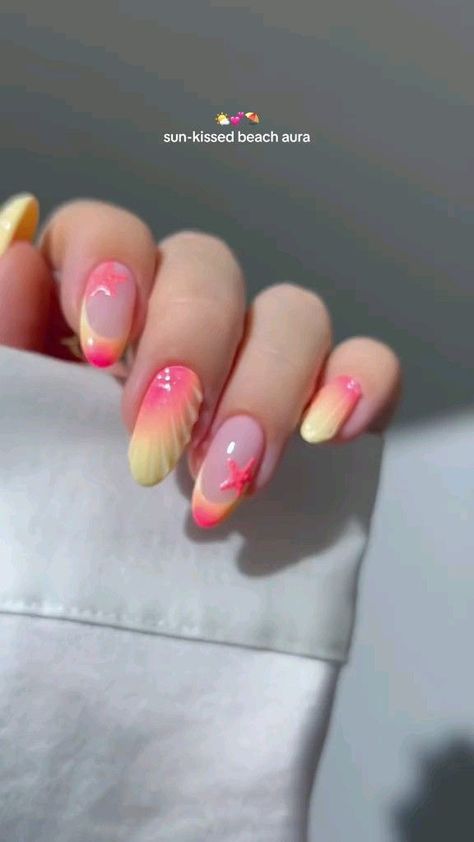 Sunkissed Beach Aura Nails Tutorial: Trendy Summer Nail Inspiration Nail Designs Beach Vibes, Summer Nails Beach Vibes, Beachy Nail Designs Summer, September Beach Nails, Aura Nail Tutorial, Beach Aesthetic Nails, Beach Vibes Nails, Summer Beachy Nails, Beach Aura