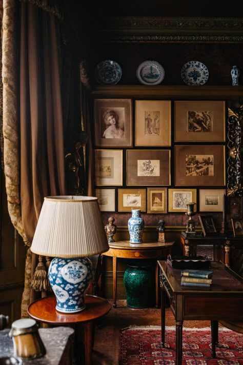 A Place Like No Other: artistry and artifice at Sambourne House Sambourne House, Cosy Study, Home Bar Areas, Bar Area, Home Library, Drawing Room, Entertaining Guests, My New Room, Stylish Home