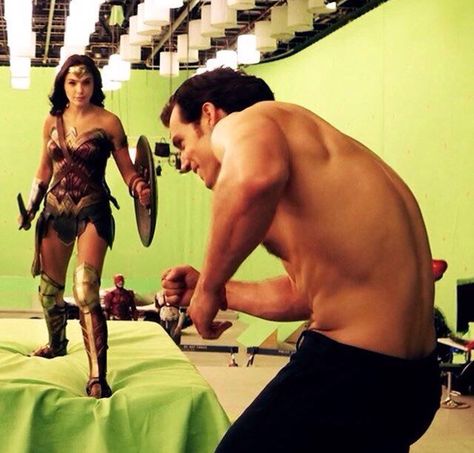 Henry Cavill Justice League, Superman Henry Cavill, Dc Superman, Dc Comics Wallpaper, Caption This, Batman V, Henry Cavill, Jared Leto, Gal Gadot