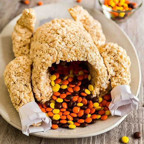 Rice Krispie Treat Turkey, Rice Krispie Turkey, Turkey Rice Krispie Treats, Thanksgiving Desserts Kids, Turkey Rice, Thanksgiving Desserts Table, Fun Thanksgiving Desserts, Thanksgiving Desserts Easy, Rice Krispy