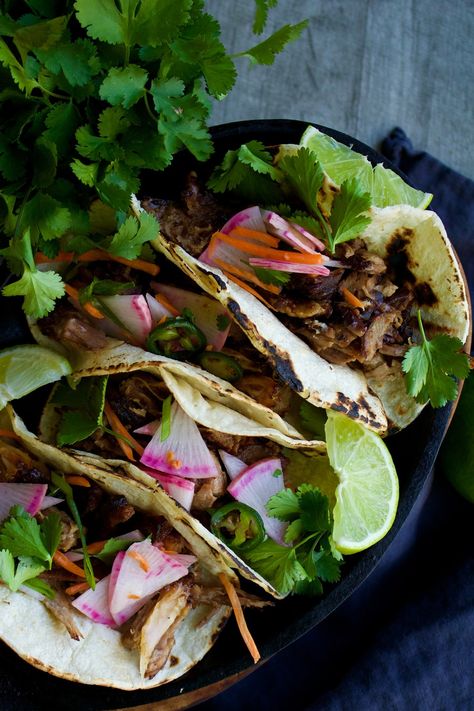 Dutch Oven Carnitas, Oven Carnitas, Slow Cooker Beef Tacos, Quick Pickled Vegetables, Raw Pork, Beef Taco, Carnitas Recipe, Beef Tacos, Pork Carnitas