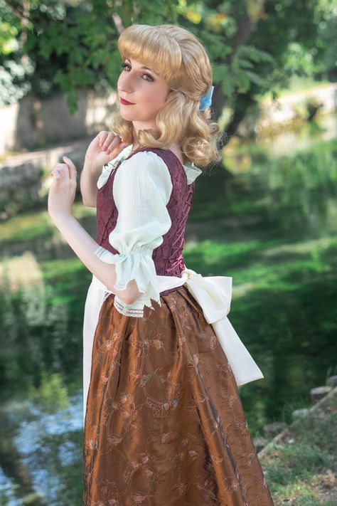 Cinderella cosplay by Kiyomi Cinderella Rags Costume, Rapunzel Redesign, Peasant Cinderella, Cinderella Rags, Cinderella Disneybound, Cinderella Cosplay, Disney Princess Cosplay, Cinderella 2015, Cosplay Inspo