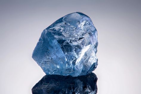 Diamond Unbreakable, No Pressure No Diamonds, Cullinan Diamond, 3rd Rock From The Sun, Raw Gemstones Rocks, British Crown Jewels, Natural Blue Diamond, Minerals Crystals Stones, Orgone Pyramid