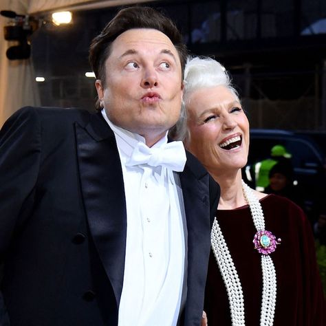 Everything may be bigger in Texas, but that might not apply to Maye Musk's lodgings. According to the mom of billionaire Elon Musk, she stays in a very unexpected place when she visits her son at... Elon Musk Mom, Elon Musk Mother, Elon Mask, Maye Musk, Richest Man, Lala Anthony, Met Gala Red Carpet, African Models, Richest In The World