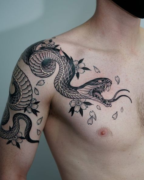 No color snake chest/arm half sleeve Dragon Tattoo Shoulder, Japanese Tattoos For Men, Cobra Tattoo, Tattoo Snake, Serpent Tattoo, Cute Tattoo, Mens Shoulder Tattoo, Snake Tattoo Design, More Tattoo