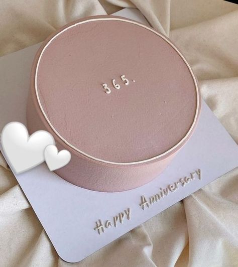 Small Aesthetic Cake Ideas, Korean Cake Birthday Simple Pastel, Minimalist Anniversary Cake Design, Minimalist Cake Design Simple, Cute Minimalist Cake Birthday, 365 Cake Aesthetic, Minimalistic Bday Cake, Aesthetic Wedding Cake Korean, Mini Cake Aesthetic Simple