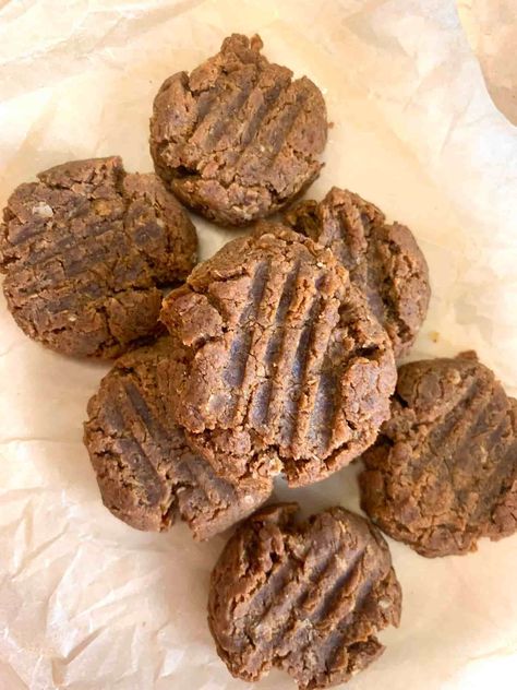 Peanut Butter Cookies | Baby-led Weaning and Toddler Recipes Greek Yogurt Dessert, Toddler Recipes, Green Eating, Peanut Butter Cookie, Delicious Cookie Recipes, Butter Cookie, Baby Cookies, Homemade Snacks, Led Weaning