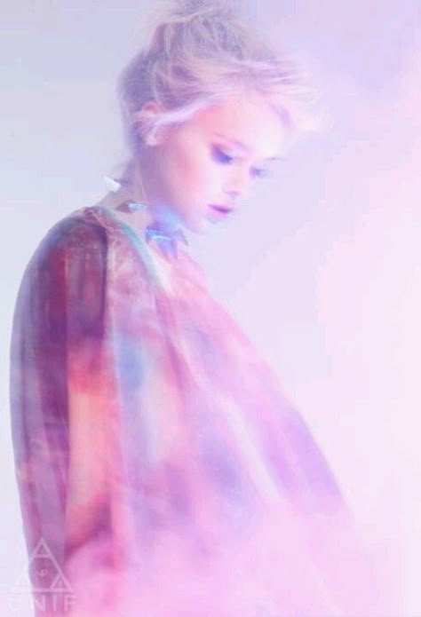 Rose Quartz and Serenity Unif Pastel Photo, Editorial Vogue, Pastel Punk, Mode Editorials, Vogue Editorial, Model Citizen, Pastel Fashion, Maya Angelou, Fashion Photography Editorial