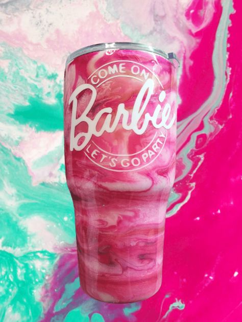 Come on Barbie, let's go party! This 30oz custom drinking tumbler cup will keep your drinks hot or cold - whichever you prefer! This cup is made for a true Barbie girl. Hurry, before it's gone! Barbie Themed Tumbler, Barbie Epoxy Tumbler, Barbie Tumbler Ideas, Barbie Tumbler, Malibu Barbie, Diy Tumblers, Party Cups, Tumbler Cups, Barbie Girl