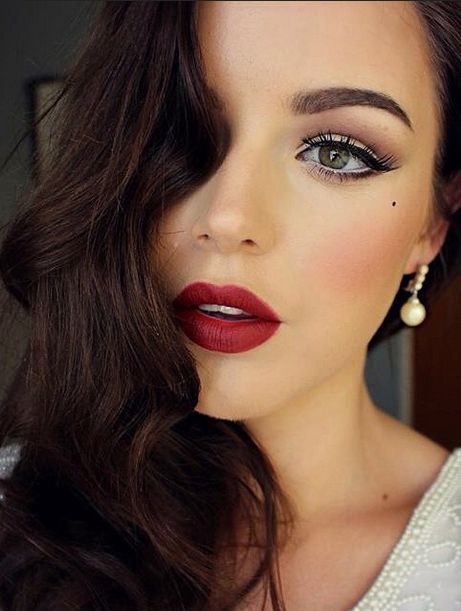 Old Hollywood Makeup, Coco Hair, Holiday Makeup Tutorial, Fall Wedding Makeup, Wedding Hairstyles And Makeup, Makeup 2017, Hollywood Makeup, Classic Makeup, Makeup Idea