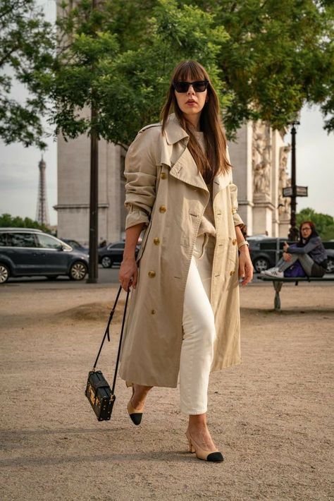 c8ba76c279269b1c6bc8a07e38e78fa4desc54178624ri Pumps Outfit Casual, Burberry Coat Outfit, Chanel Slingback Outfit, Casual Trench Coat Outfit, Trenchcoat Outfit, Paris Outfit Ideas, Burberry Trenchcoat, Pumps Outfit, Chanel Pumps