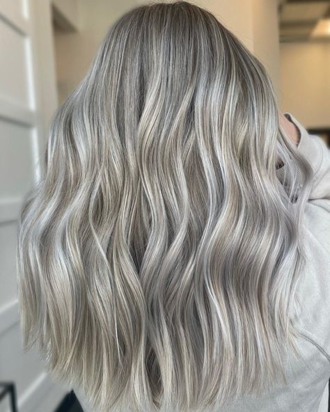 Gray Blonde with Silver Highlights Blonde With Silver Highlights, Smokey Blonde Hair, Dirty Blonde Hair Ideas, Smokey Blonde, Dishwater Blonde, Gray Blonde, Natural Dark Blonde, Grey Blonde, Blonde Hair Ideas