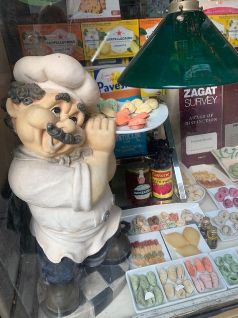 little italy nyc new york city italian restaurant aesthetic ravioli statue New York Italian Aesthetic, Nyc Childhood, Italian Childhood, Nwe York, Italian Restaurant Aesthetic, Italian New York, Italian Ravioli, Little Italy Nyc, Restaurant Aesthetic