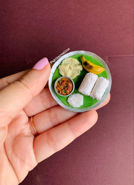 Kerala Rice, Fridge Frame, Miniature Drinks, Kadala Curry, Miniature Fridge, Polymer Clay Dollhouse, Super Clay, Clay Dollhouse, Miniature Food Tutorials