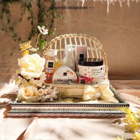 Wedding Trousseau, Creative Wedding Gifts, Creative Wedding, Ring Bearer, Minion, Jewelry Box, Wedding Gifts, Tray, Gifts