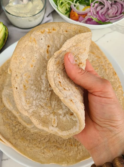 Oat Flour Tortillas Gluten Free, Quaker Oat Wrap Recipe, Oatmeal Wrap Recipe Healthy, Oat And Water Tortilla, Oatmeal Flour Tortillas, Low Fodmap Tortillas, Oat Wraps Gluten Free, Oat Tortillas Recipe, 2 Ingredient Oat Tortillas