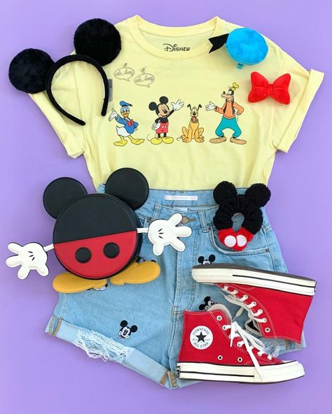 Ashtine Jade | flat lays 👑 (@ashtinelikekutcher) • Instagram photos and videos Disney Crop Tops, Disneyland Spring, Cute Disney Fits, Disney Birthday Trip, Princess Of Disney, Disney Park Outfits, Disney Bounding Outfits, Bounding Outfits, Disney Converse