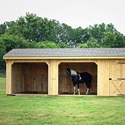 We have build rustic wooden portable run in sheds for horses and livestock. Custom sizes available. Quick delivery of in stock sizes near Texas and surrounding. Shed Row Horse Barn, Donkey Shelter, Horse Yard, Prefab Shed, Field Shelters, Small Horse Barns, Horse Shed, Portable Sheds, Diy Horse Barn