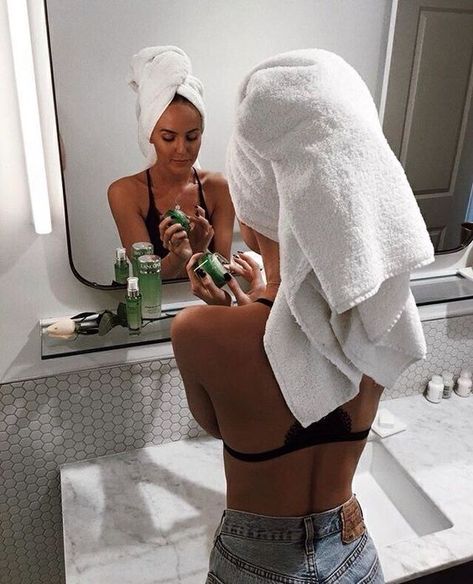 Self Care Aesthetic, Skin Aesthetic, Celebrity Beauty Secrets, Care Aesthetic, Trendy Makeup, Celebrity Beauty, Best Skin, Stay Fit, Face Products Skincare