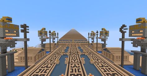 Minecraft Pyramid, Minecraft Castle Blueprints, Minecraft Desert, Minecraft P, Pyramid Design, Desert City, Minecraft Structures, Mc Ideas, Minecraft Castle