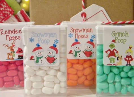 Grinch Snowman, Christmas Candy Favors, Hershey Kisses Party Favors, Snowman Poop, Kiss Party, Hershey Kiss Stickers, Gag Gifts Christmas, Hershey Kiss, Fiesta Theme Party