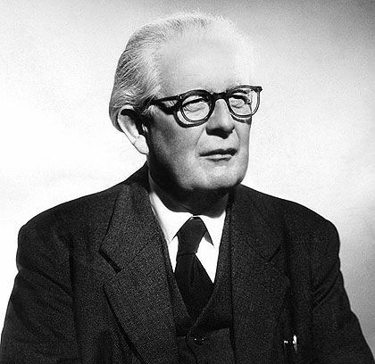 Famous Psychologists, Piaget Theory, Suit And Tie Men, Senior Table, Child Development Theories, Child Development Activities, Object Permanence, Infographic Layout, Jean Piaget