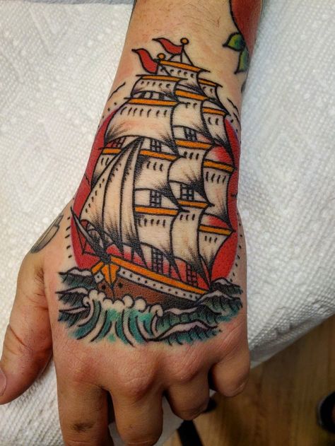 Old School Ship Tattoo Design, Traditional Tattoos Ship, Ship Hand Tattoo, Traditional Clipper Ship Tattoo, American Traditional Ship Tattoo, Old School Ship Tattoo, Traditional Sea Tattoo, Traditional Ship Tattoo, Tank Tattoo