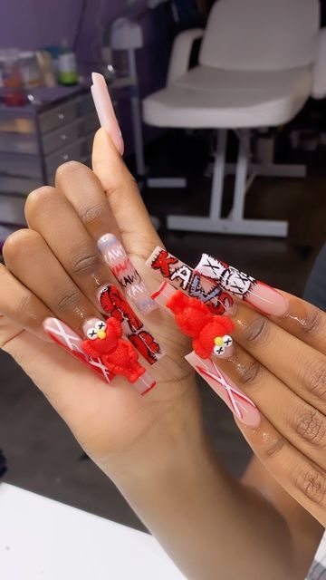 Xl Red Acrylic Nails, Kaws Nails Design With Charms, Kaws Nails With Charms, Orange Kaws Nails, Nails With Big Charms, Red Kaws Nails, Baddie Nails Instagram Long, Kaw Nails, Baddie Nails Instagram