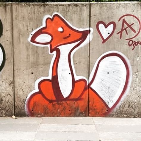 @jocky.elle on Instagram: “Find me ❤️🦊 . . . #jockyelle #graffiti #graff #graffitiart #grafittiwall #street #art #streetart #urbanart #ilegal #bombing #fox #jocky…” Fox Graffiti, Deer Girl, Graffiti Art, Urban Art, Deer, Fox, Street Art, Graffiti, Drawings