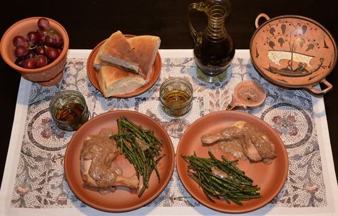 A taste of Ancient Rome – Pullum Numidicum (Numidian Chicken) accompanied with Conchicla Cum faba (Beans with Cumin) and served with Hapalos Artos (soft bread) Rome Party, Ancient Roman Food, Roman Food, Medieval Recipes, Rome Food, Spiced Wine, Ancient Recipes, Dinner Party Recipes, Food History