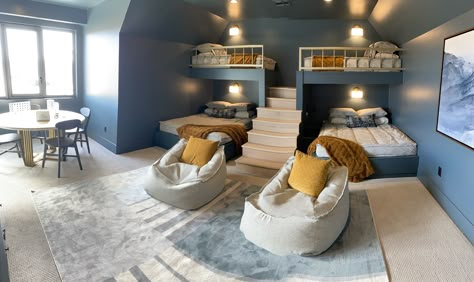 Reka Bentuk Bilik Tidur, Bunk Beds Built In, Tiny House Loft, Kids Bedroom Inspiration, Room Design Bedroom, Dream House Interior, Room Makeover Inspiration, Design Your Dream House, Room Interior Design